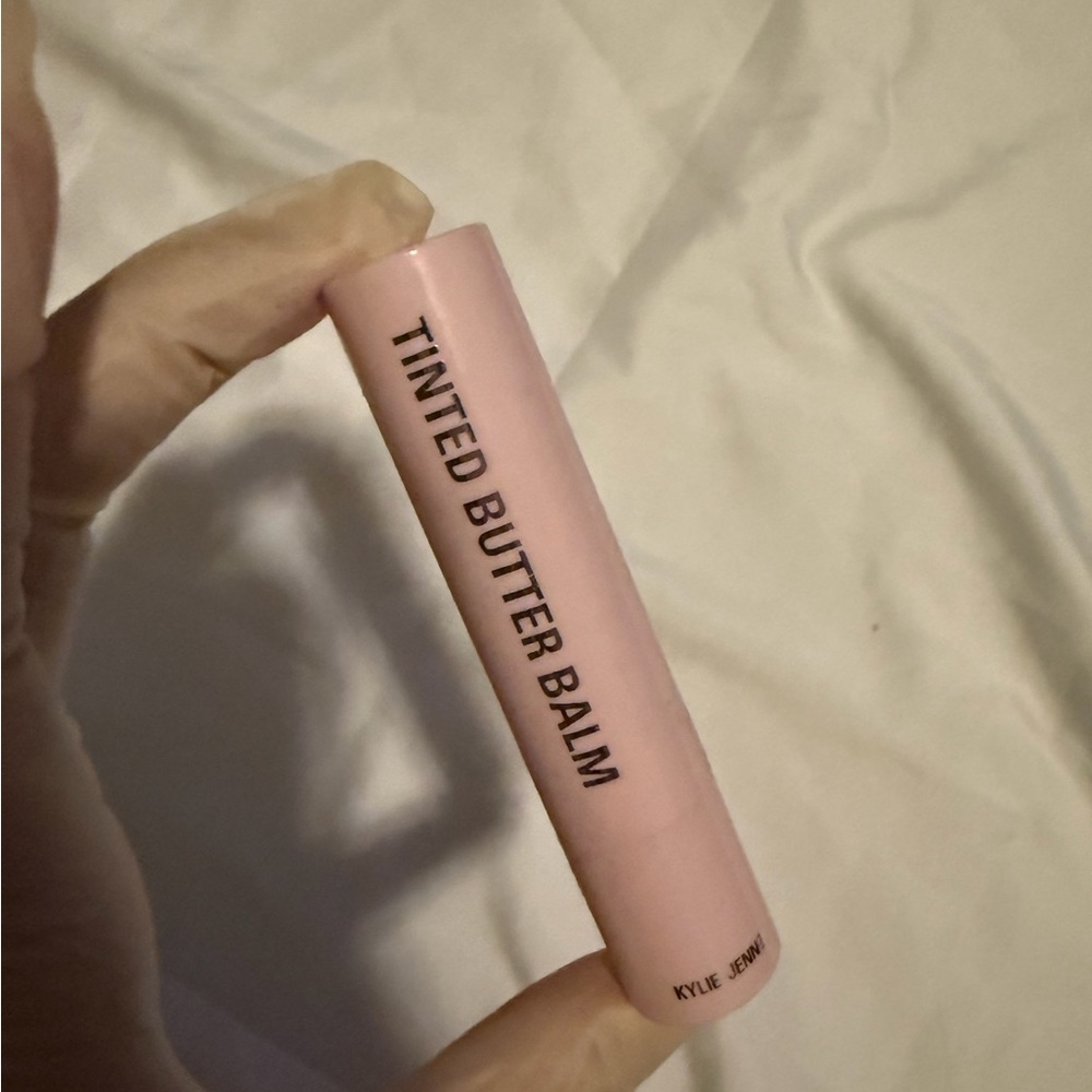kylie cosmetics tinted balm